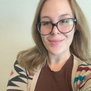 Meet your Posher, Catherine